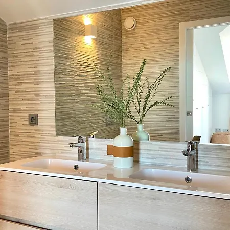 Bayview -superb Luxurious Sea View Penthouse With Private Hot Tub By Solrentspain * Benalmádena