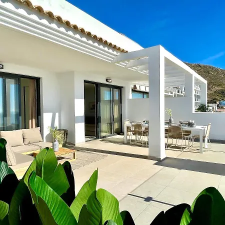 Appartement Bayview -superb Luxurious Sea View Penthouse With Private Hot Tub By Solrentspain Benalmádena