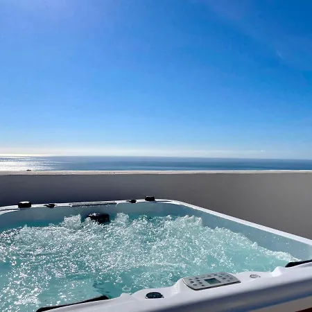 Bayview -superb Luxurious Sea View Penthouse With Private Hot Tub By Solrentspain